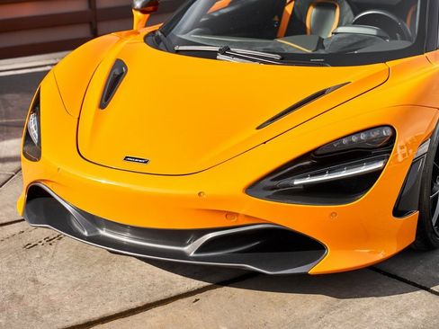 Used 2018 McLaren 720S Performance image 7