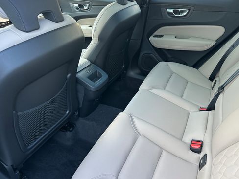 New 2026 Volvo XC60 B5 Plus w/ Climate Package image 10