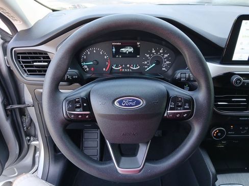 Used 2022 Ford Escape SE FWD image 21
