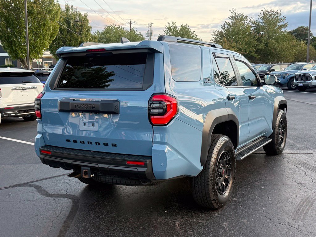 Used 2025 Toyota 4Runner TRD Off-Road Premium AWD/4WD image 7