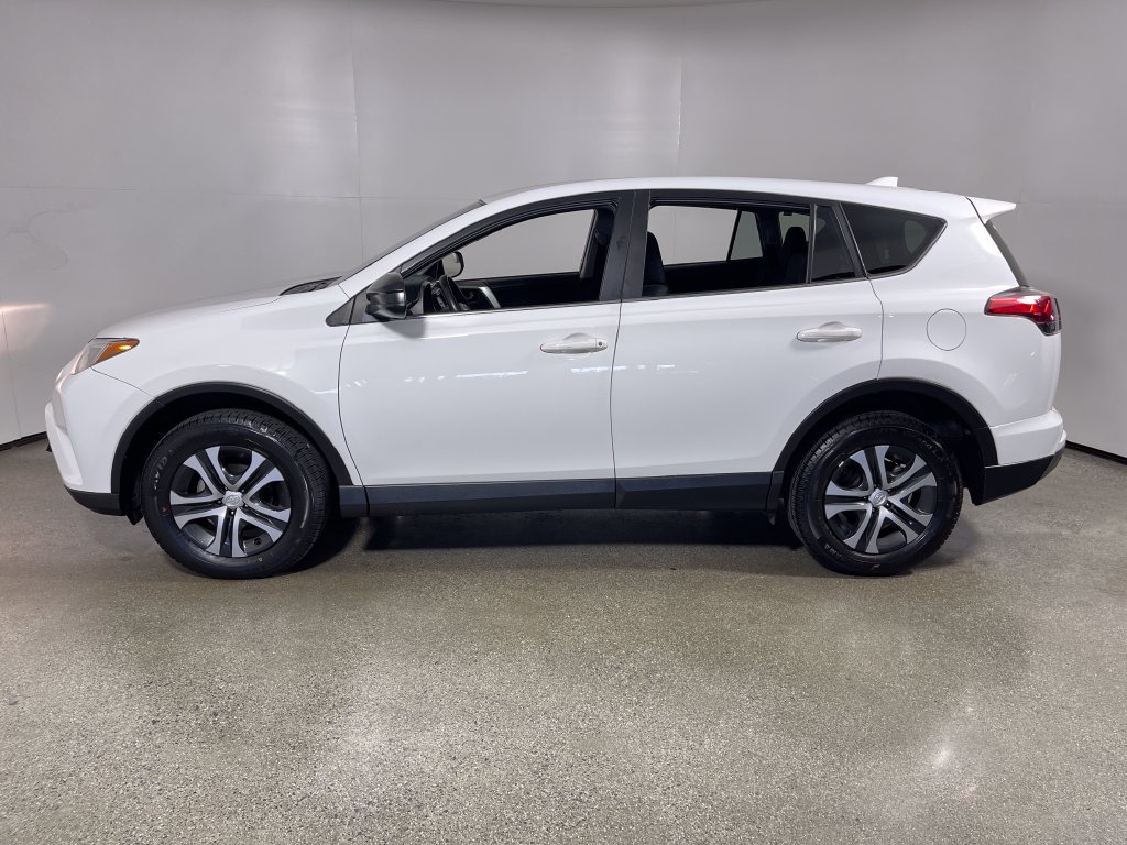 Certified 2018 Toyota RAV4 LE w/ Carpet Mat Package FWD image 6