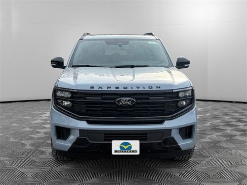 New 2025 Ford Expedition Platinum w/ Stealth Performance Package image 8