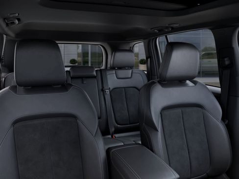 New 2026 Jeep Grand Cherokee Altitude AWD/4WD image 26