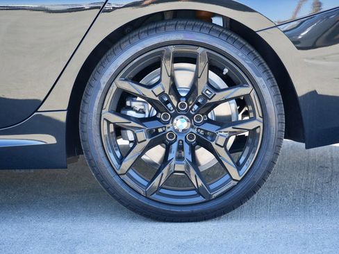 New 2026 BMW 330i xDrive Sedan w/ M Sport Package image 5