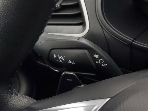 Certified 2024 Ford Edge SEL w/ Convenience Package image 16