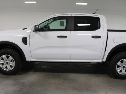 New 2025 Ford Ranger XL image 5