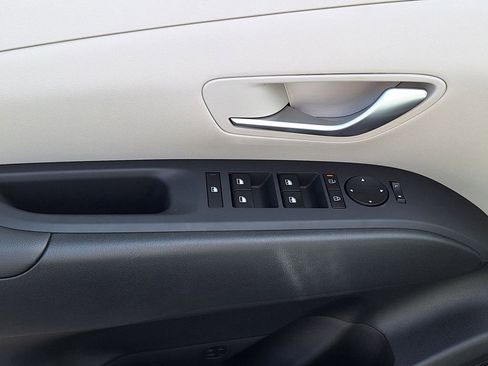 New 2026 Hyundai Tucson SEL image 9