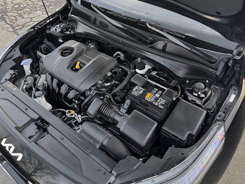 Used 2024 Kia Forte LXS image 32