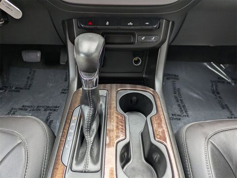 Used 2022 GMC Canyon Elevation w/ Elevation Premium Package image 19