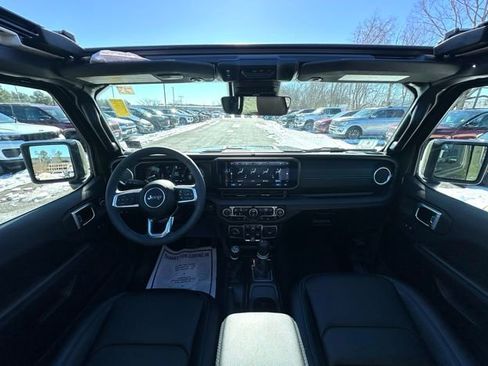 Used 2024 Jeep Wrangler High Altitude image 2