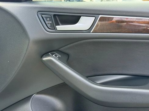 Used 2013 Audi Q5 3.0T Premium Plus w/ Audi MMI Navigation Plus Pkg image 52