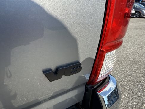 Used 2017 Toyota Tacoma SR5 w/ Tow Package image 34