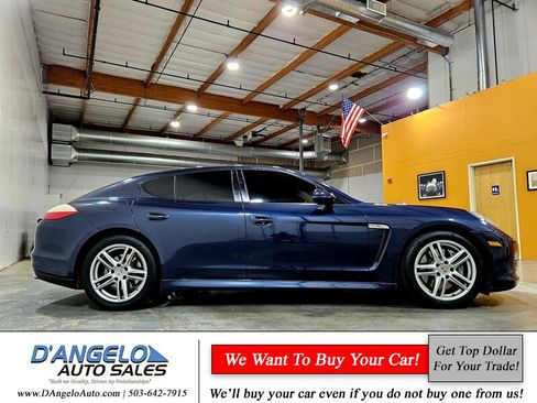 Used 2012 Porsche Panamera w/ Premium Pkg image 9