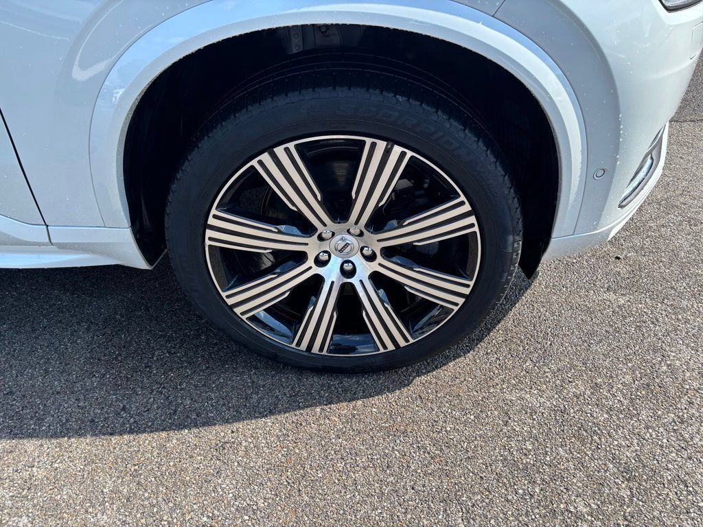 Certified 2024 Volvo XC90 T8 Ultimate w/ Protection Package Premier AWD/4WD image 35