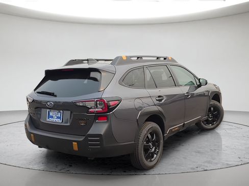 Used 2022 Subaru Outback Wilderness AWD/4WD image 7
