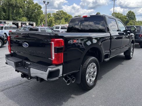 Used 2026 Ford F250 Lariat w/ Lariat Ultimate Package AWD/4WD image 6