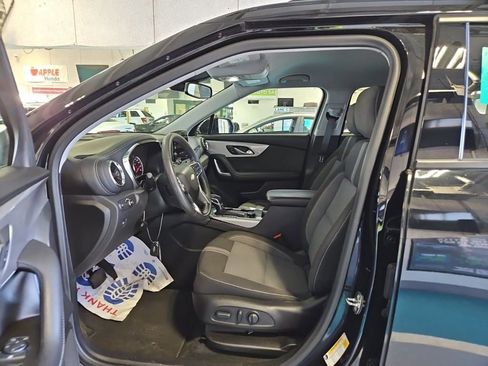 Used 2023 Chevrolet Blazer LT w/ Convenience Package image 7