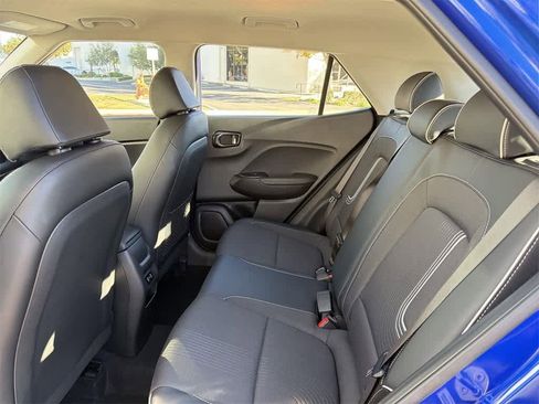 Certified 2024 Hyundai Venue Limited image 28