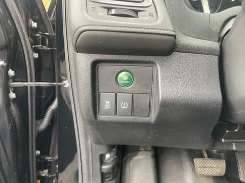 Used 2017 Honda HR-V EX image 14
