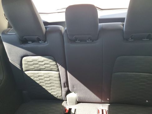 New 2026 Nissan Pathfinder SV image 21