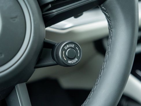 New 2026 Porsche Cayenne E-Hybrid image 30