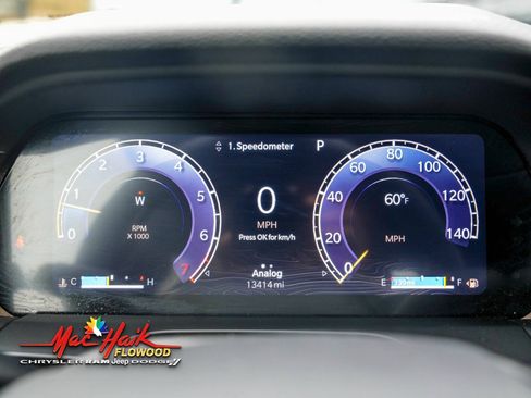 Used 2024 Jeep Grand Cherokee Limited image 22