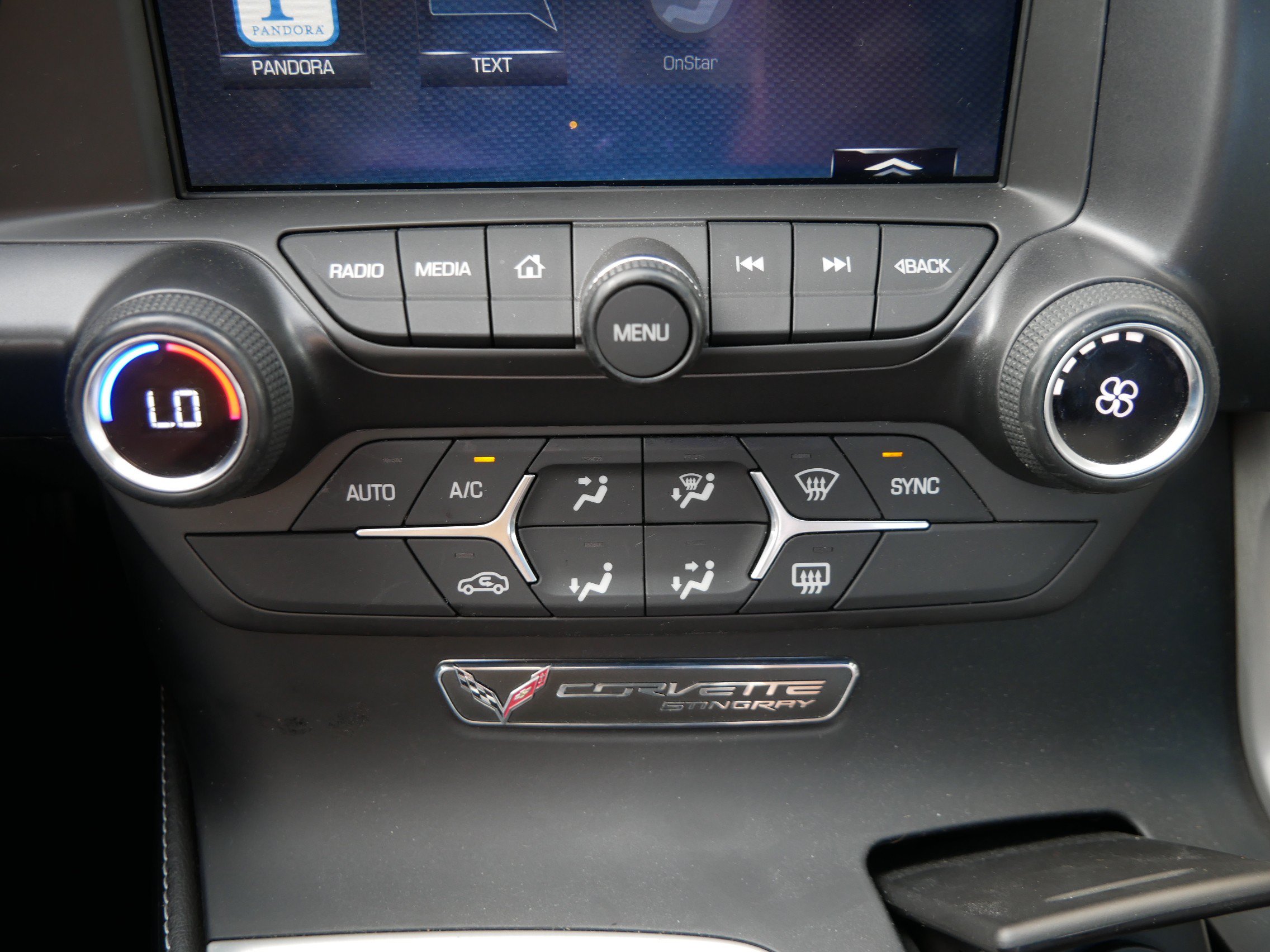 Used 2015 Chevrolet Corvette Stingray Coupe w/ Battery Protection Package RWD image 21