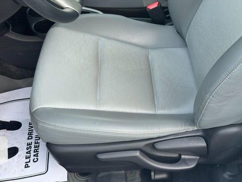 Used 2013 Toyota Prius C Four image 17