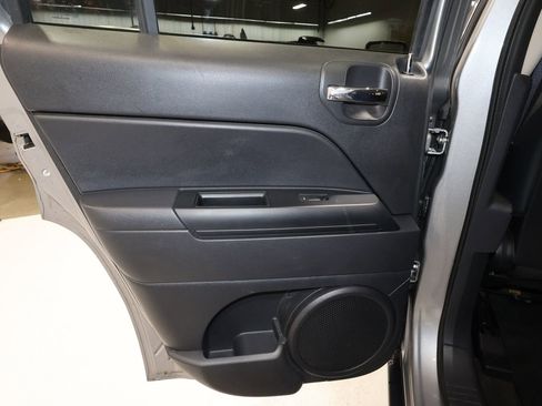 Used 2016 Jeep Patriot Sport w/ Power Value Group image 11