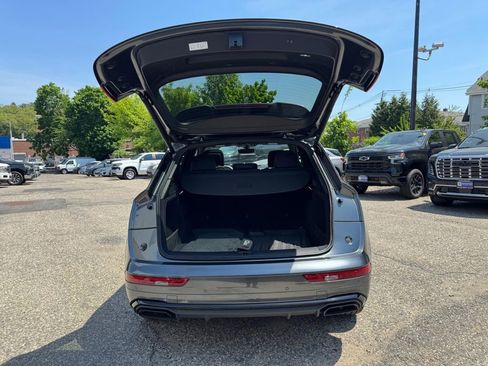 Used 2025 Audi Q5 2.0T Premium AWD/4WD image 8