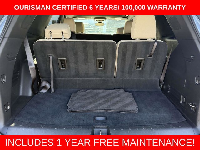 Used 2023 Chevrolet Traverse LS w/ Safety Package AWD/4WD image 11