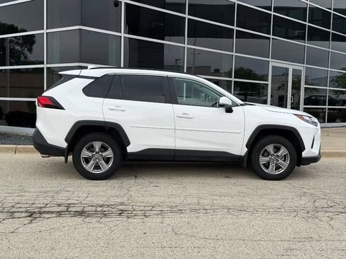 Used 2023 Toyota RAV4 XLE AWD/4WD image 2