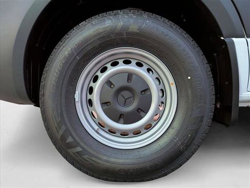 New 2025 Mercedes-Benz Sprinter 2500 image 10