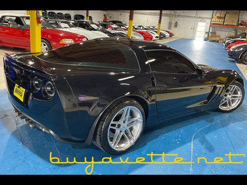 Used 2010 Chevrolet Corvette Grand Sport w/ Preferred Equipment Group RWD image 2