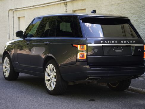 Used 2020 Land Rover Range Rover HSE AWD/4WD image 4
