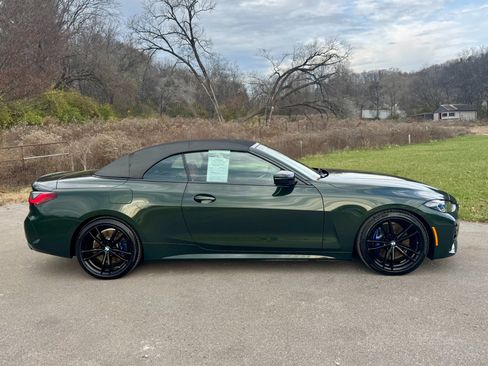 Used 2022 BMW M440i Convertible w/ Premium Package image 11