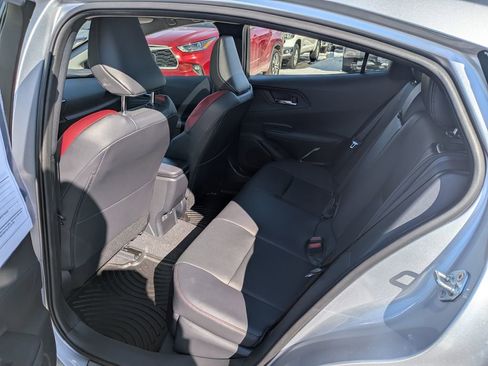 Used 2024 Toyota Prius Prime image 10