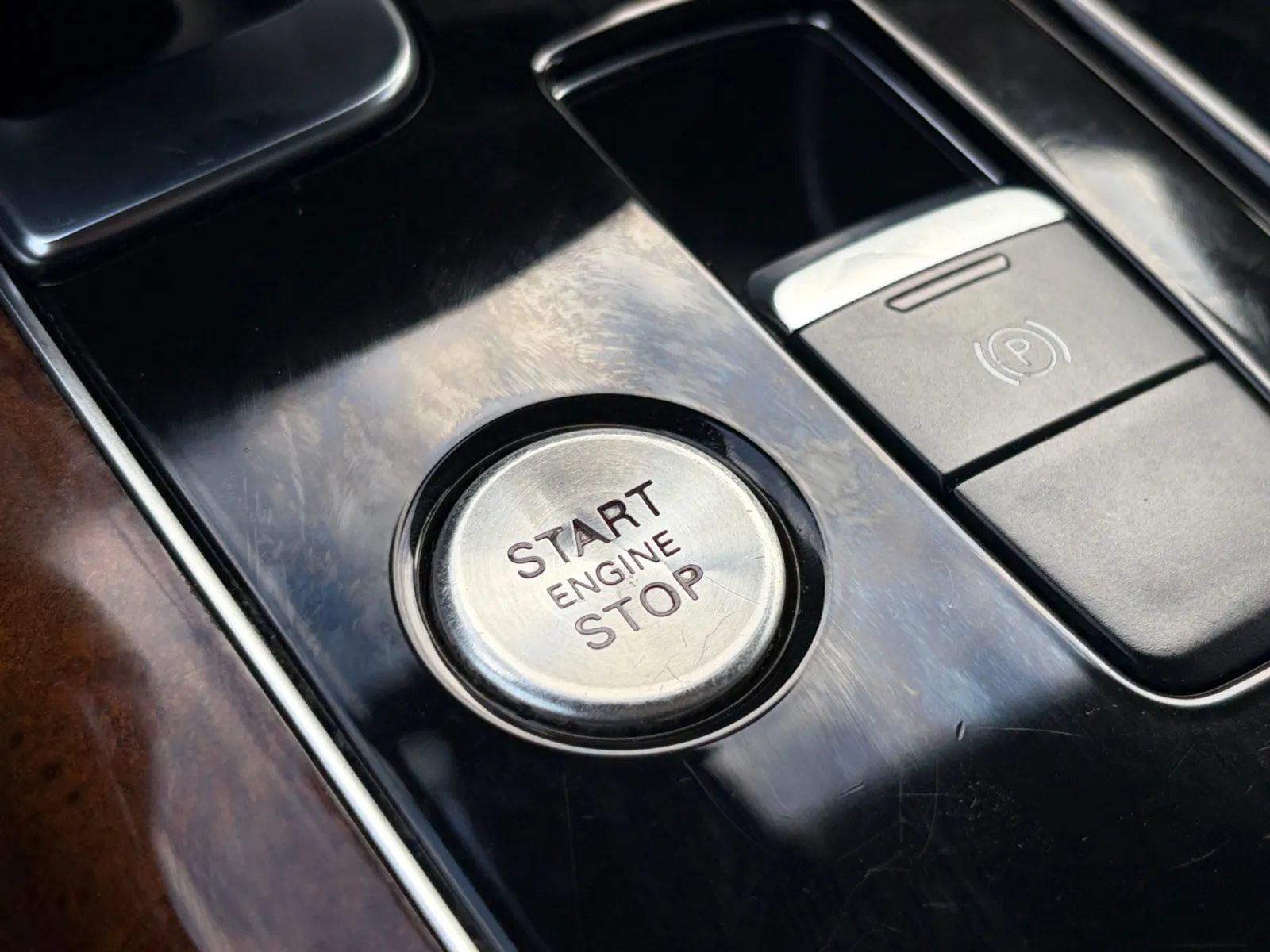 Used 2013 Audi A8 L 3.0T AWD/4WD image 26