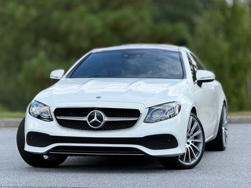 Used 2018 Mercedes-Benz E 400 Coupe image 2