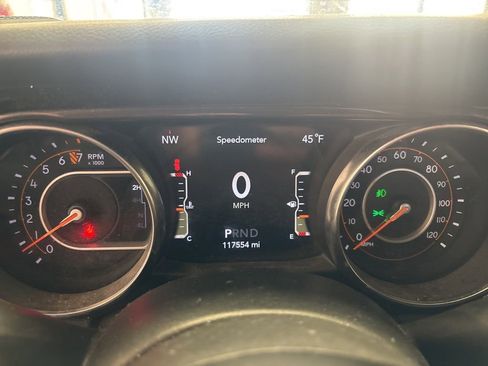 Used 2020 Jeep Wrangler Unlimited Sport image 5