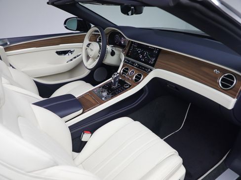 New 2026 Bentley Continental GTC image 28