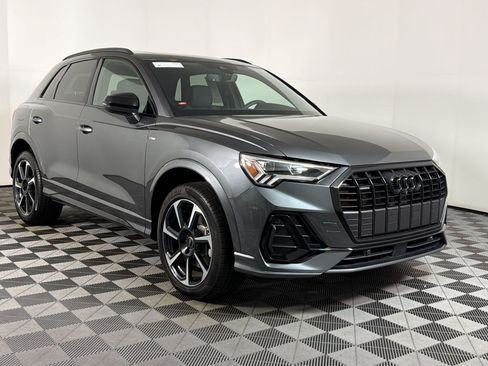 Used 2025 Audi Q3 2.0T Premium Plus AWD/4WD image 24