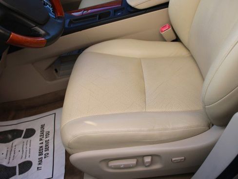 Used 2011 Lexus RX 350 Premium image 35