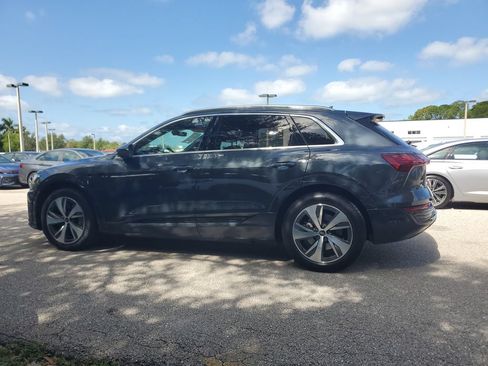 Certified 2024 Audi Q8 e-tron Premium Plus w/ Premium Plus Package AWD/4WD image 8