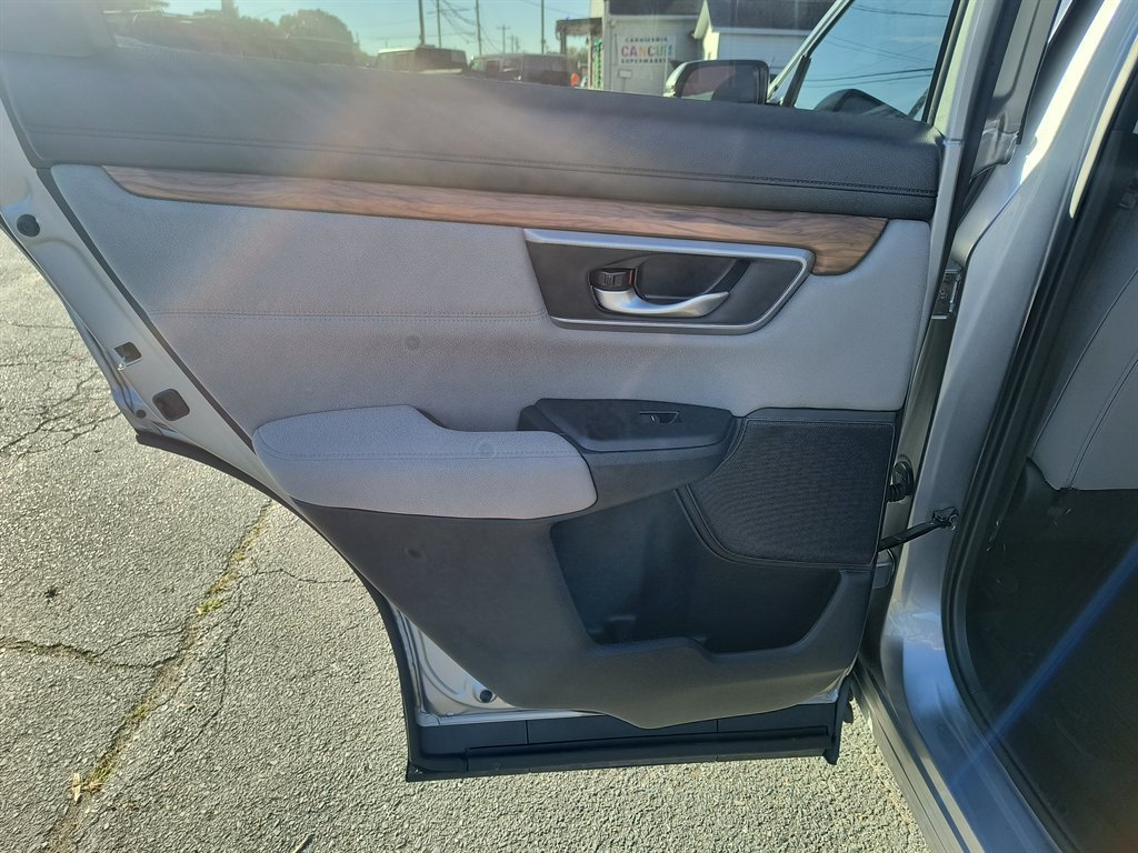 Used 2017 Honda CR-V EX image 28