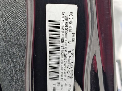 Used 2018 Jeep Wrangler Unlimited Sahara image 37