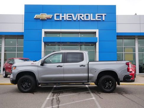 New 2026 Chevrolet Silverado 1500 Custom Trail Boss AWD/4WD image 3