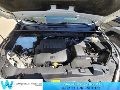 Used 2014 Toyota Highlander LE image 21