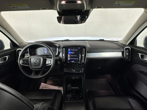 Used 2022 Volvo XC40 T5 Momentum AWD/4WD image 28