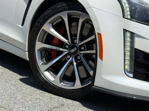 Used 2016 Cadillac CTS V w/ Carbon Fiber Package RWD image 32